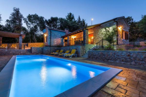 Ferienvilla Roko Mit Pool Und Meerblick